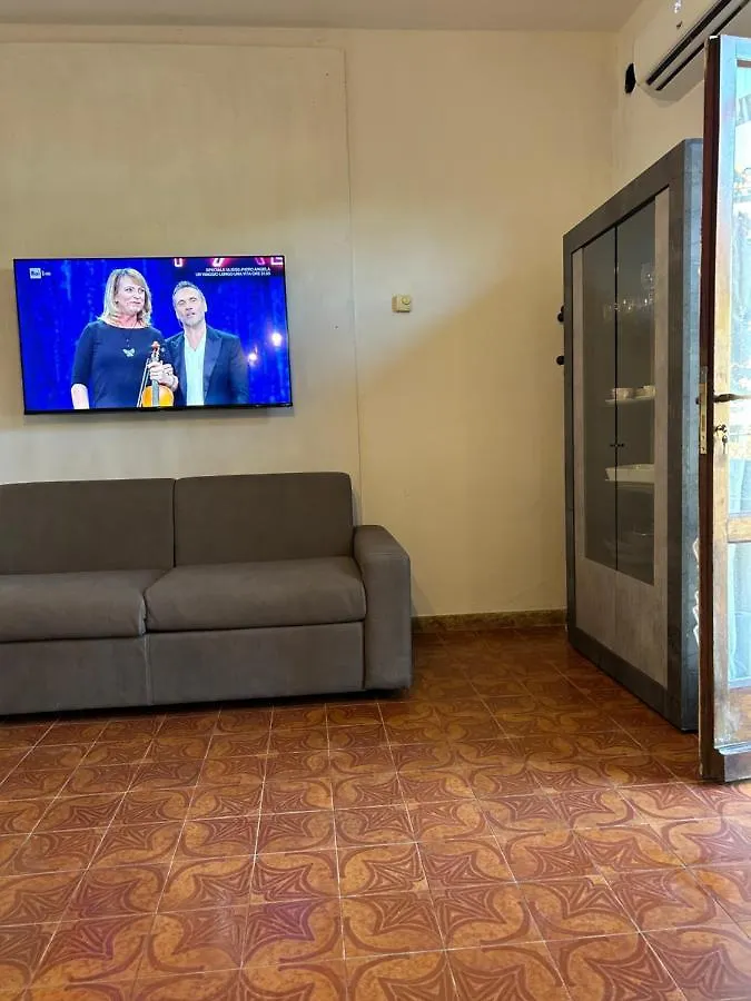 Apartment Appartamento La Piovana Casa Leonardi